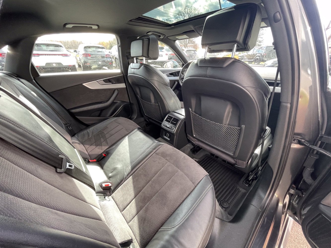 Used 2017 Audi A4 2.0T Premium Plus w/ Premium Plus Package image 28