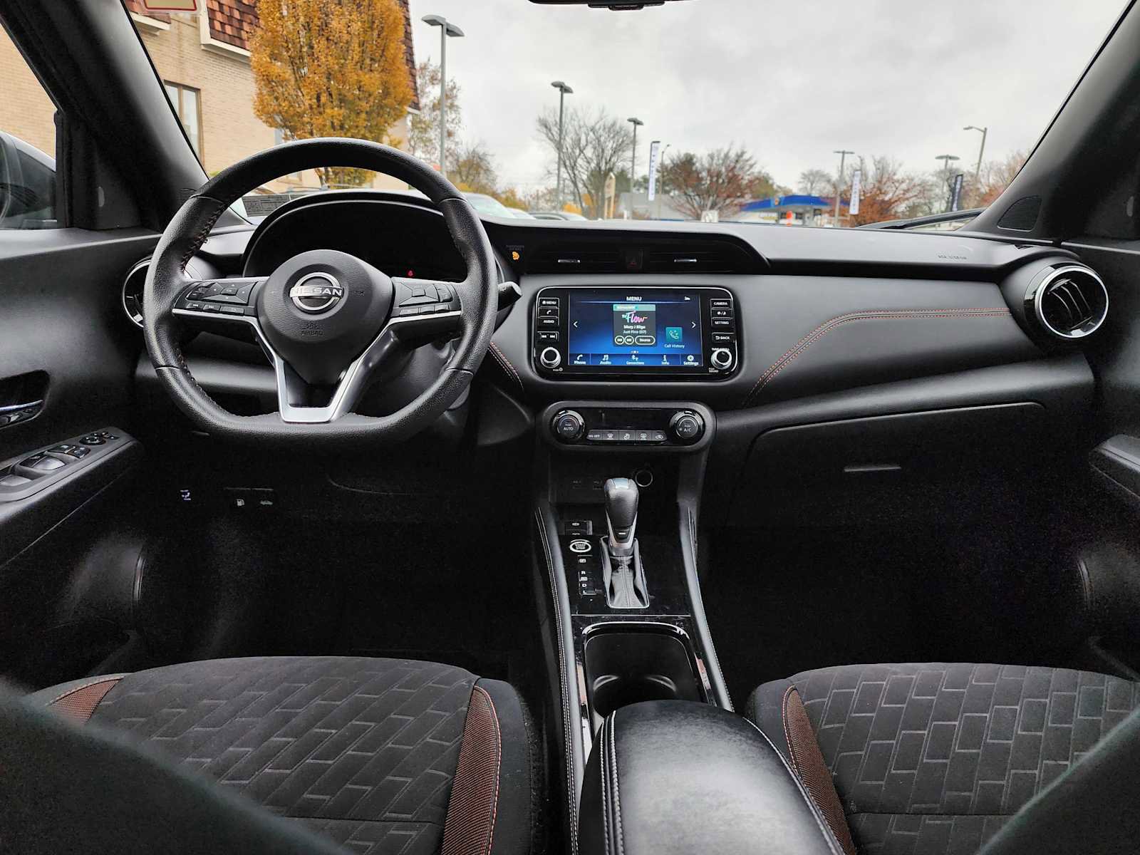 Used 2024 Nissan Kicks SR w/ Interior Electronics Package image 4