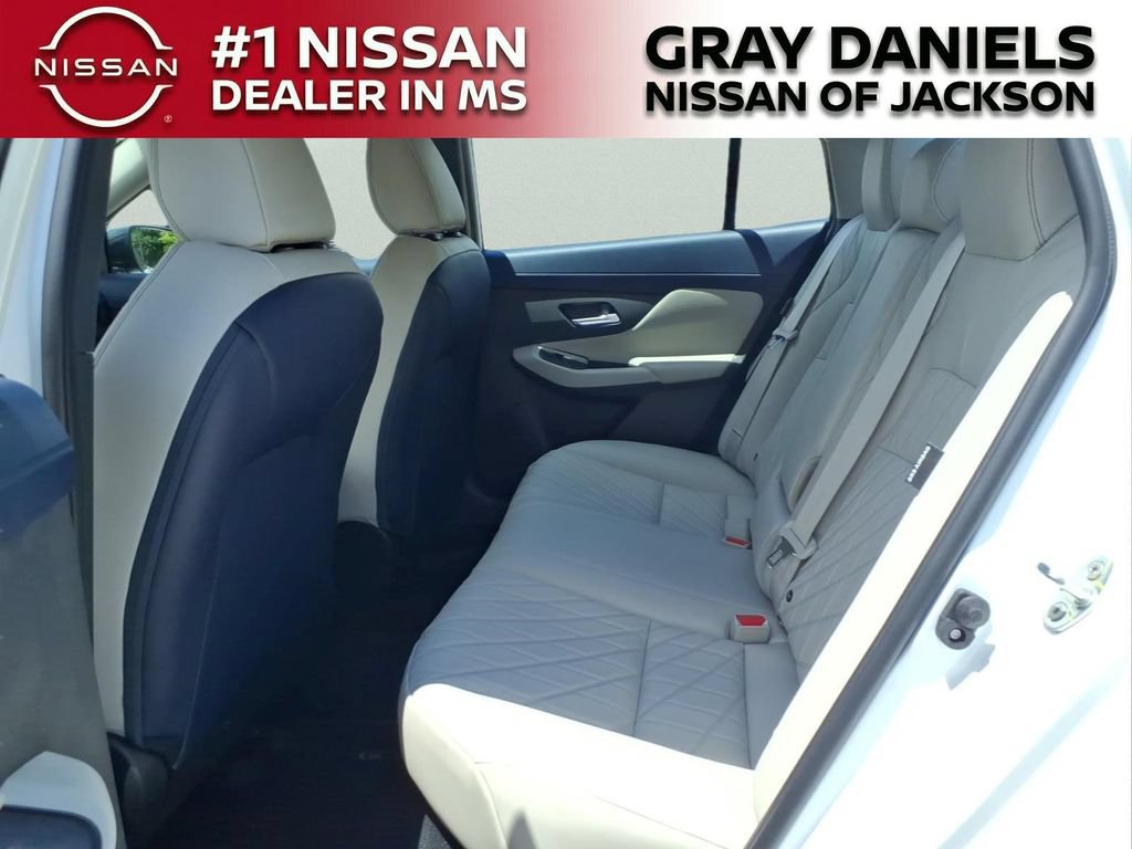 New 2026 Nissan Sentra SL w/ Floor Mat Package FWD image 25