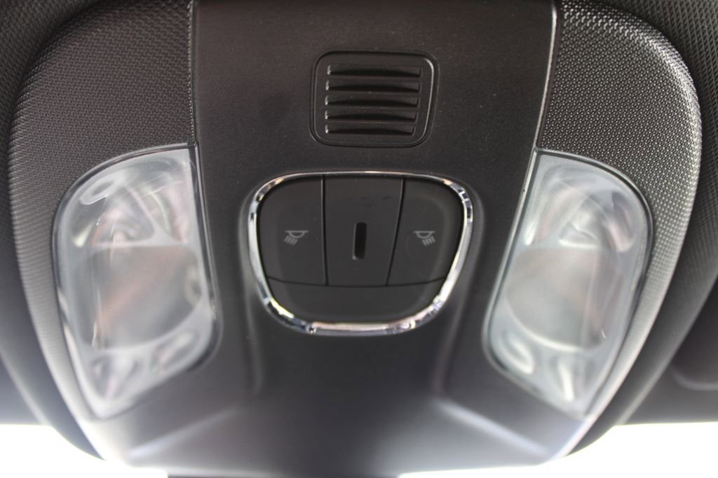 Used 2023 Jeep Compass Altitude image 17