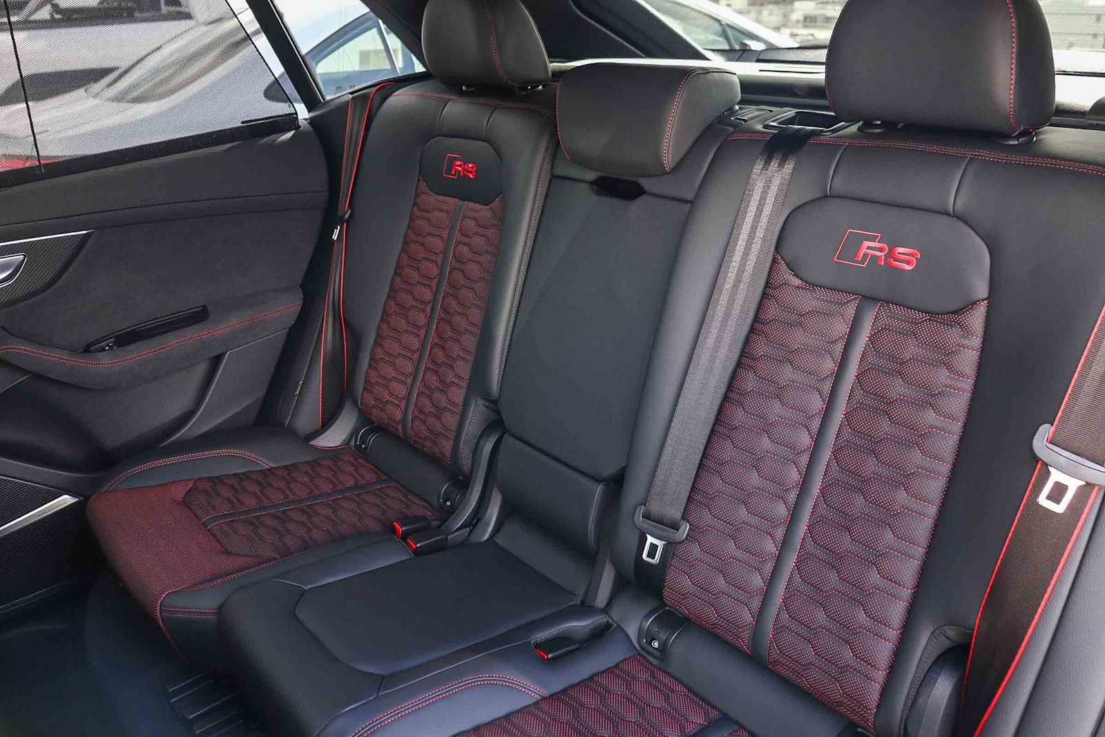 New 2026 Audi RS Q8 performance image 25