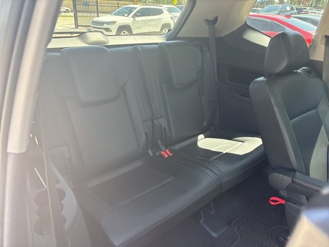 Used 2018 Volkswagen Atlas SEL w/ R-Line Package image 8