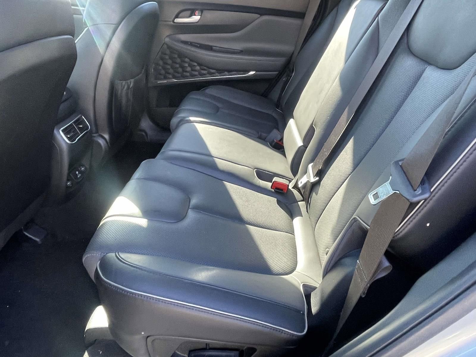 Used 2023 Hyundai Santa Fe Limited image 12