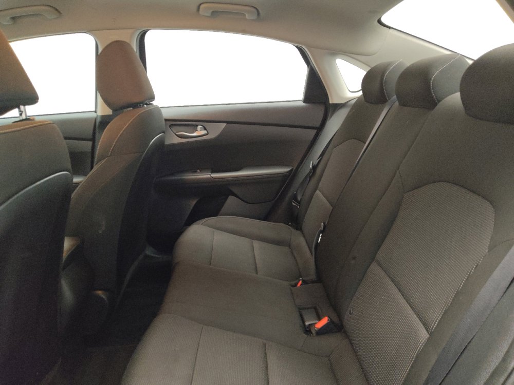 Used 2020 Kia Forte LXS image 18