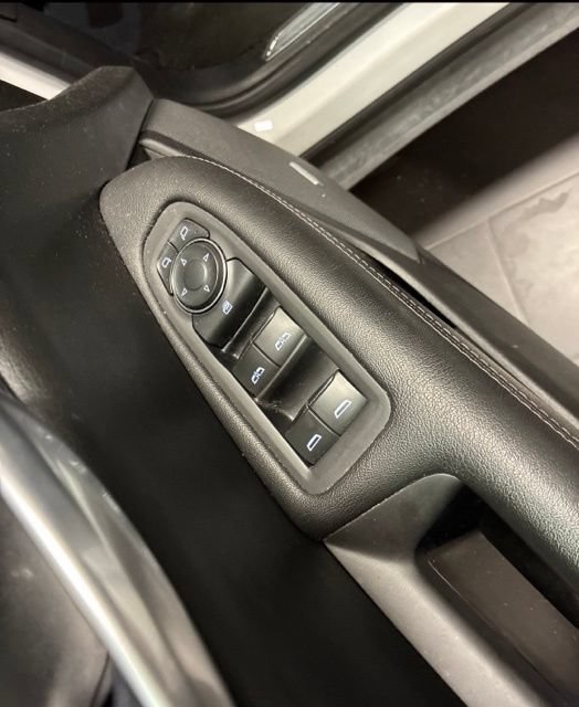 Used 2021 Cadillac XT5 Luxury FWD image 11