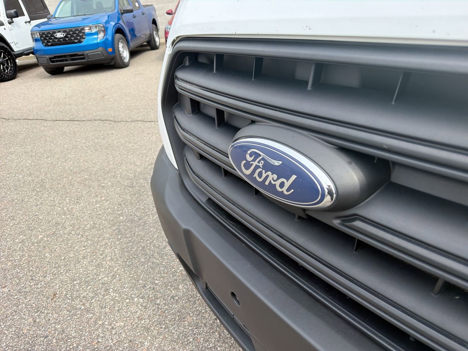 Used 2020 Ford Transit 350 Low Roof RWD image 13