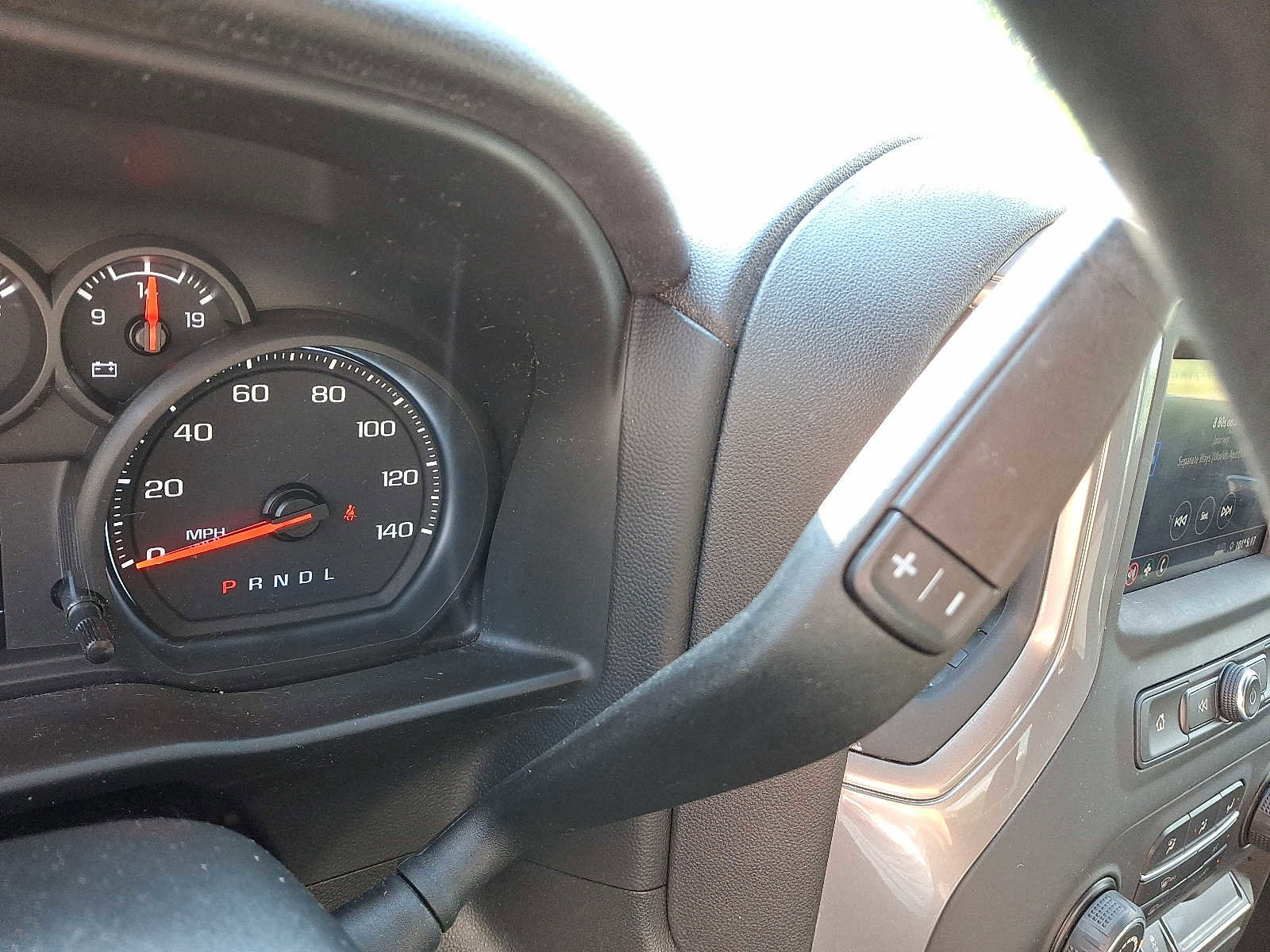 Used 2020 Chevrolet Silverado 1500 Custom w/ Custom Value Package image 16