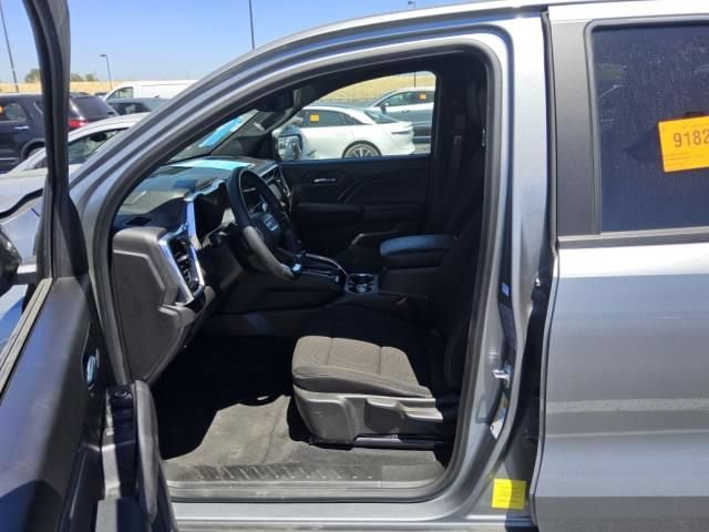 Used 2024 GMC Canyon Elevation w/ Convenience Package RWD image 4