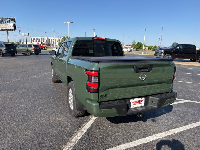 Used 2024 Nissan Frontier SV w/ SV Convenience Package RWD image 12