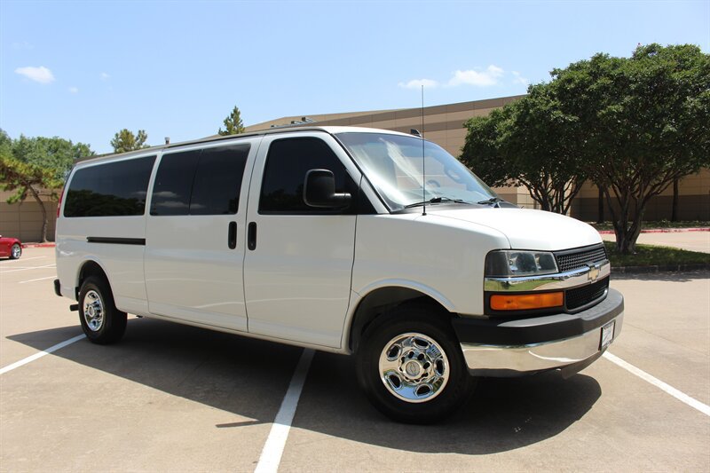 Used 2016 Chevrolet Express 3500 LT w/ LT Preferred Equipment Group RWD image 7