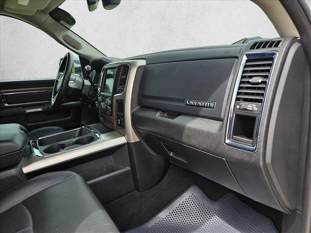 Used 2018 RAM 3500 Laramie w/ Convenience Group AWD/4WD image 19