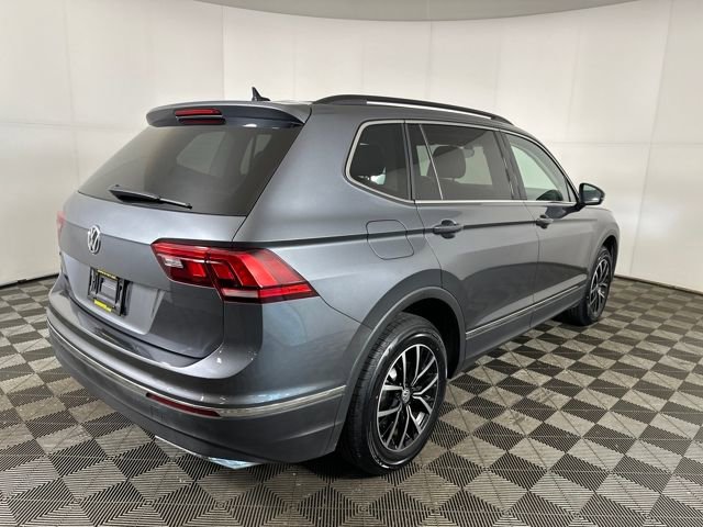 Used 2021 Volkswagen Tiguan SE image 3