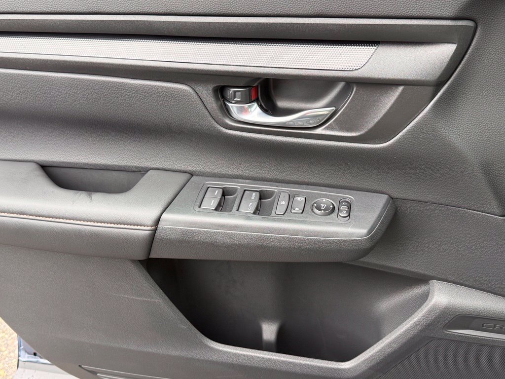 Used 2026 Honda CR-V Sport image 26