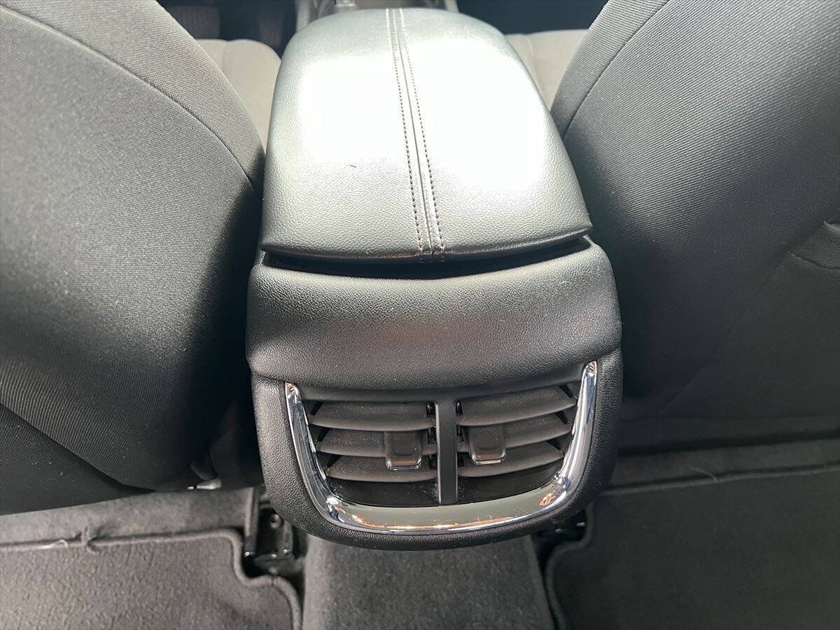 Used 2022 Chevrolet Malibu LT FWD image 14
