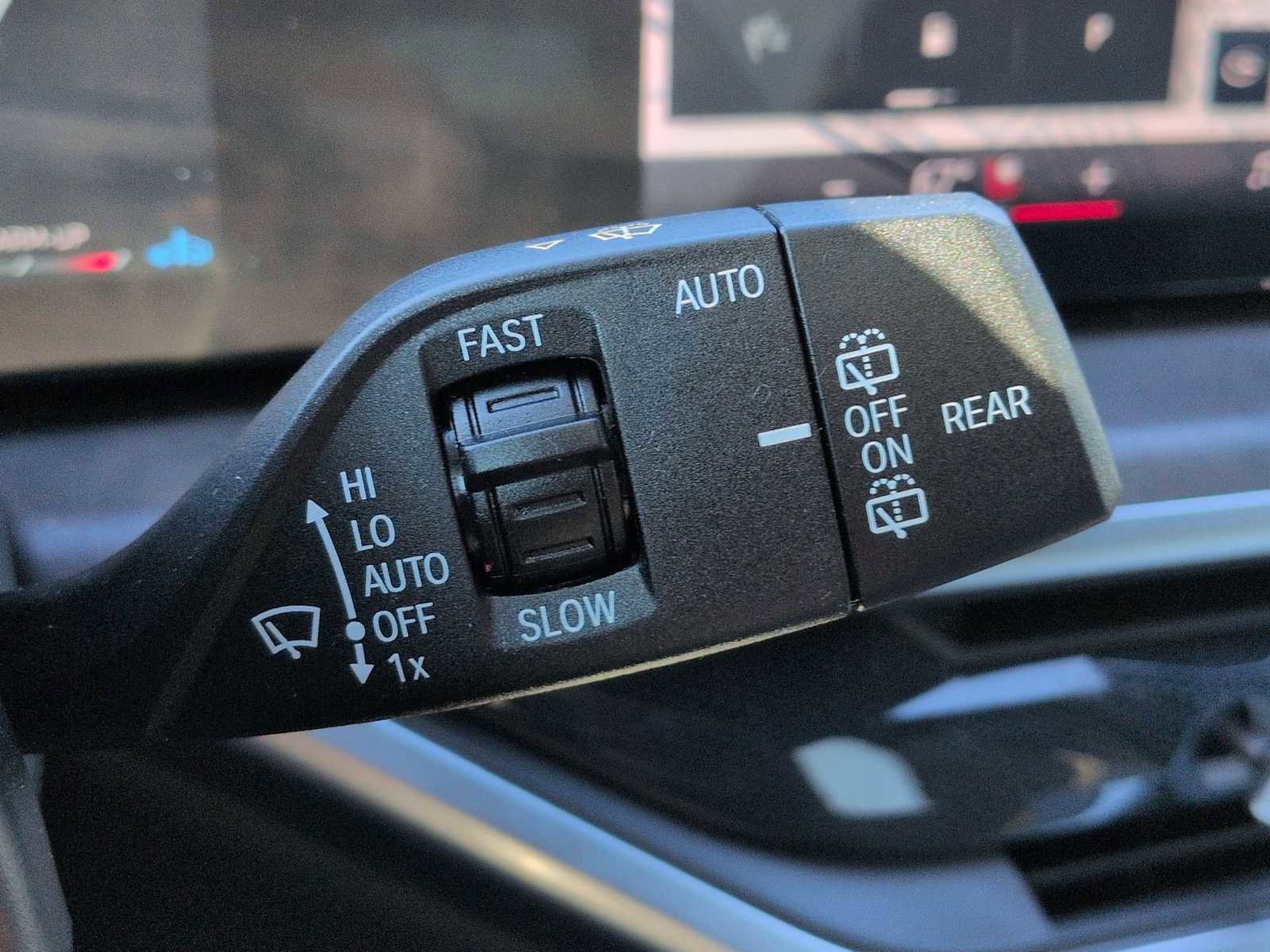 Used 2024 BMW X5 xDrive40i w/ Parking Assistance Package image 26