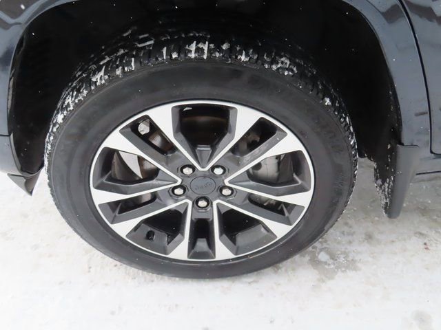 Used 2024 Jeep Grand Cherokee Overland w/ Luxury Tech Group IV image 18