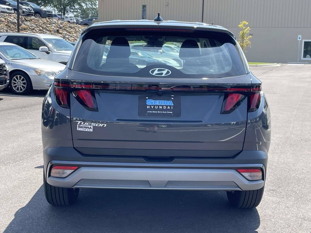 Certified 2026 Hyundai Tucson SE FWD image 4