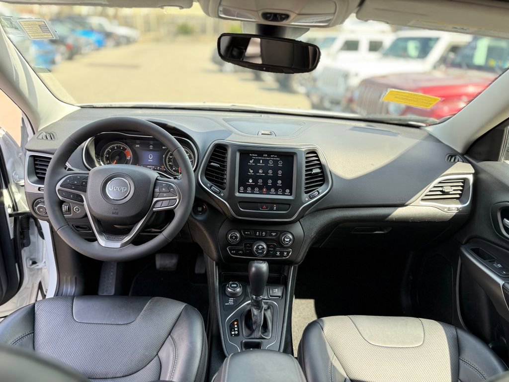 Used 2022 Jeep Cherokee Latitude Lux AWD/4WD image 7