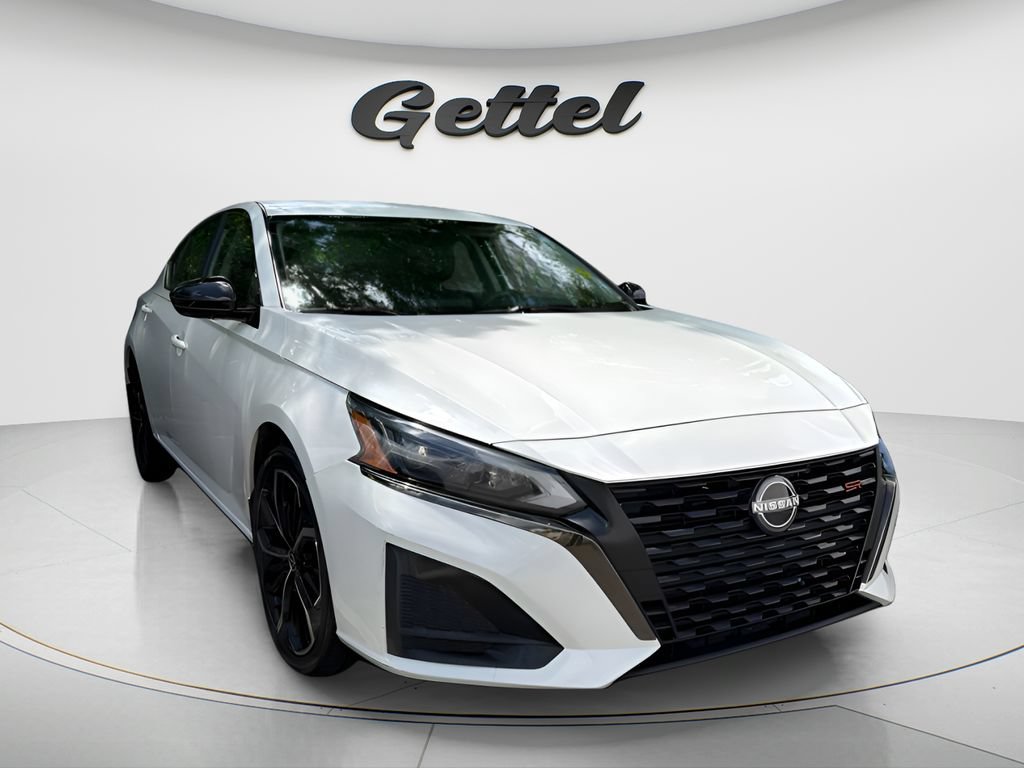 Used 2023 Nissan Altima 2.5 SR
