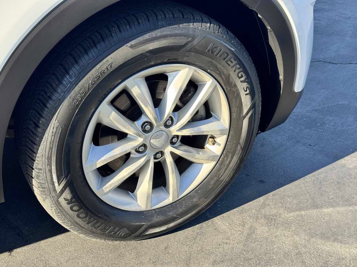 Used 2016 Kia Sorento AWD image 21