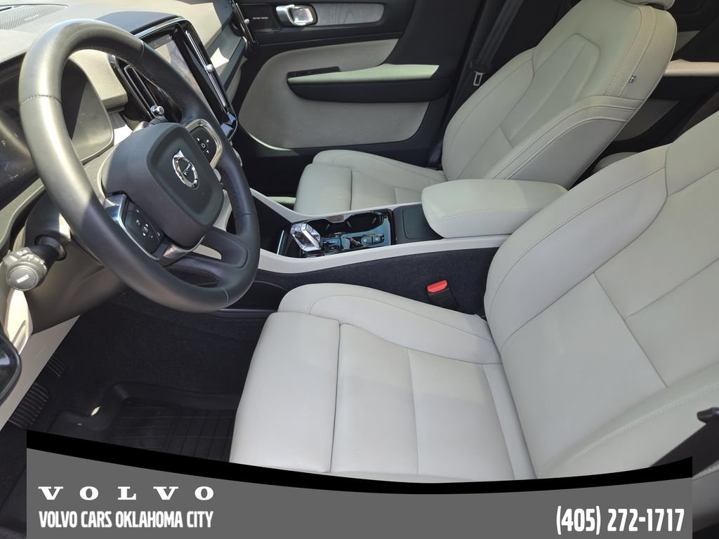 Certified 2024 Volvo XC40 B5 Ultimate w/ Protection Package Premier AWD/4WD image 10