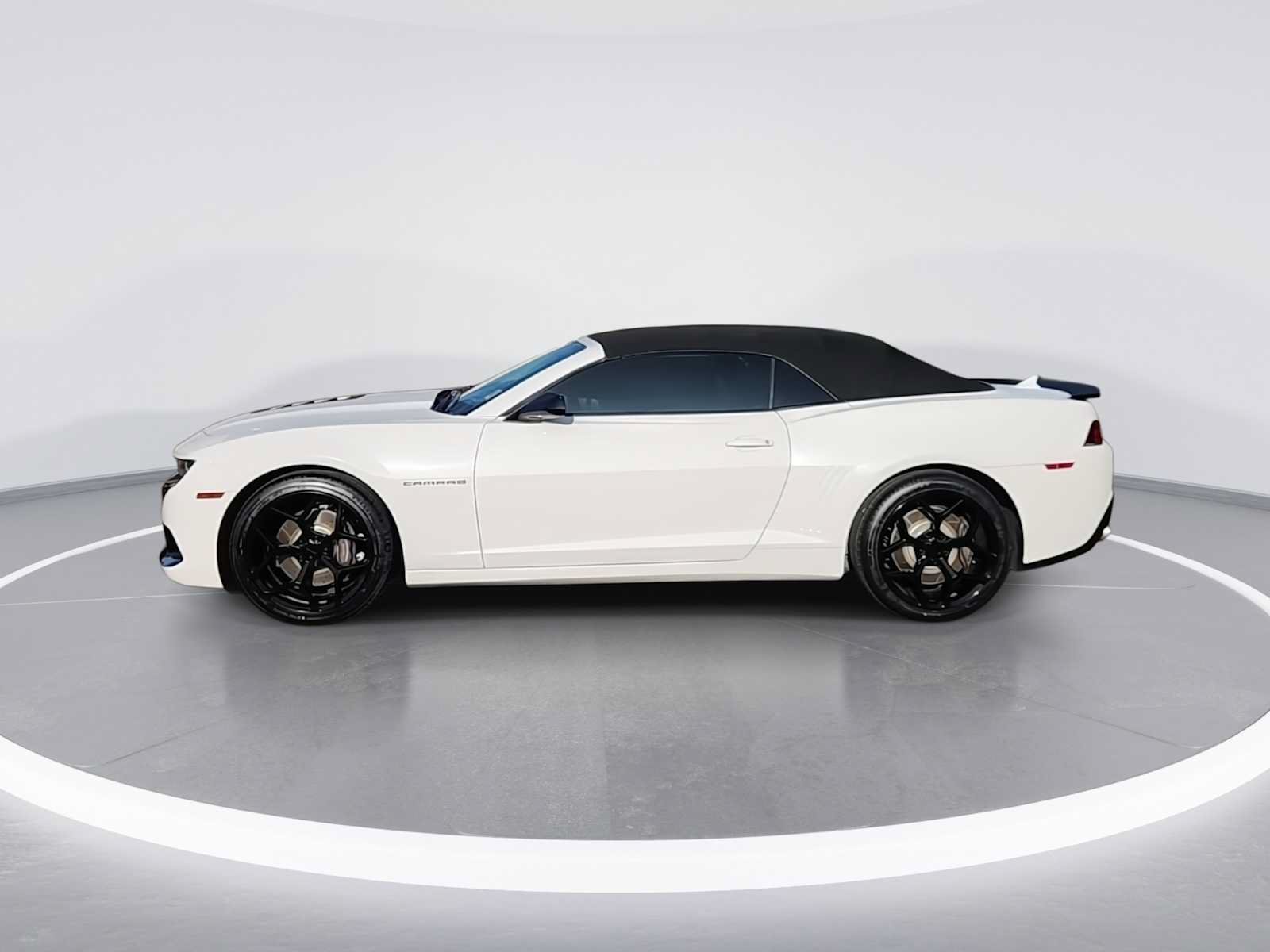 Used 2014 Chevrolet Camaro SS w/ RS Package RWD image 5