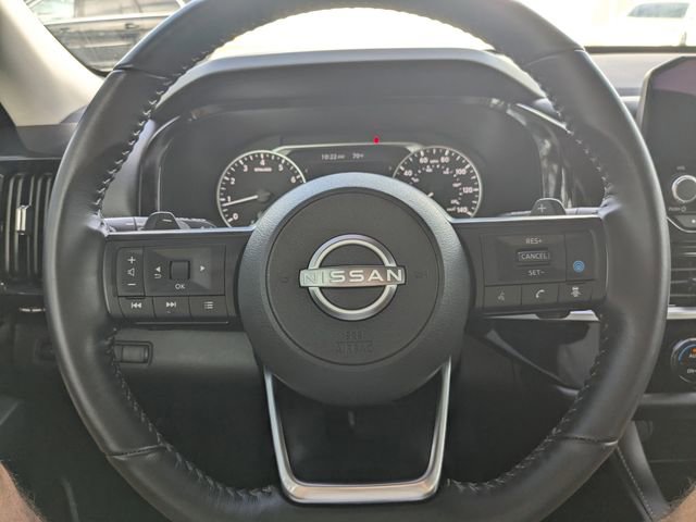 Used 2024 Nissan Pathfinder SV image 34