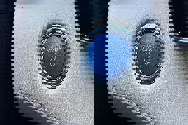 Used 2022 Toyota Highlander XLE AWD/4WD image 27