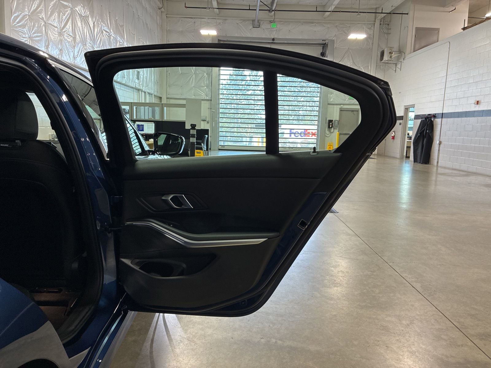 Used 2024 BMW 330i xDrive Sedan w/ Premium Package image 26