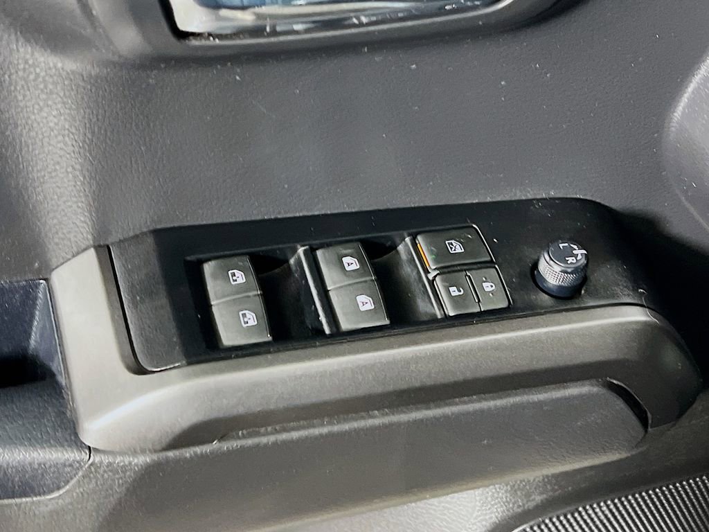 Certified 2023 Toyota Tacoma TRD Off-Road image 17