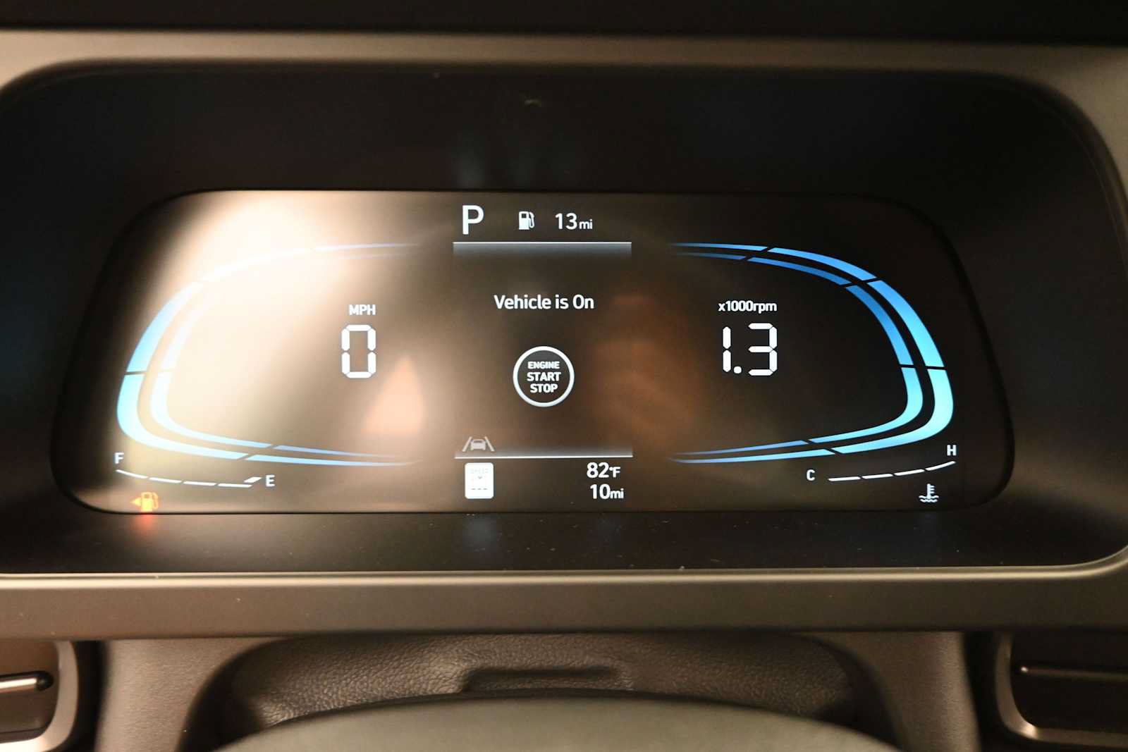 New 2026 Hyundai Elantra SEL Sport FWD image 18