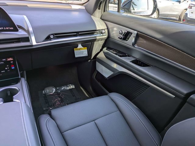 New 2026 Cadillac Vistiq Luxury image 18