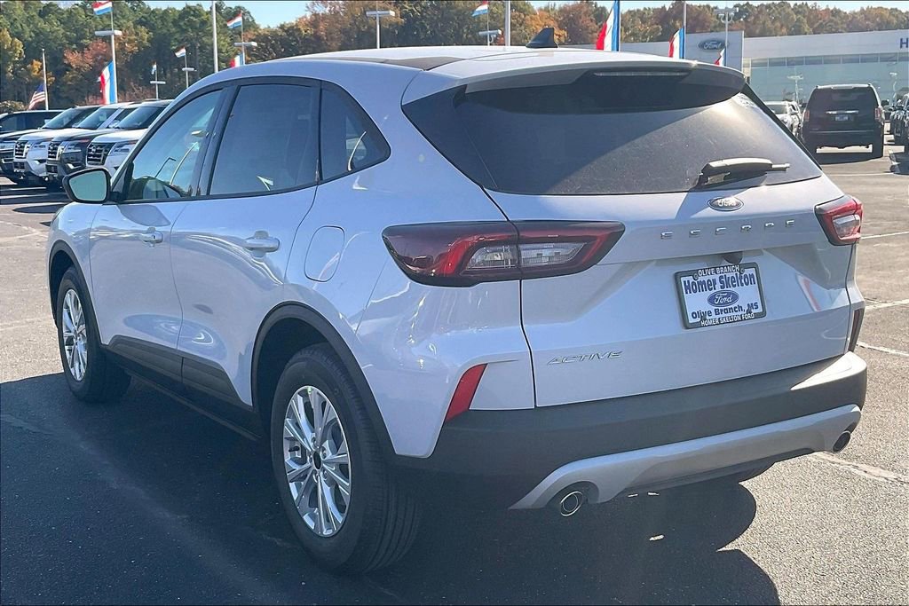 New 2026 Ford Escape Active image 3