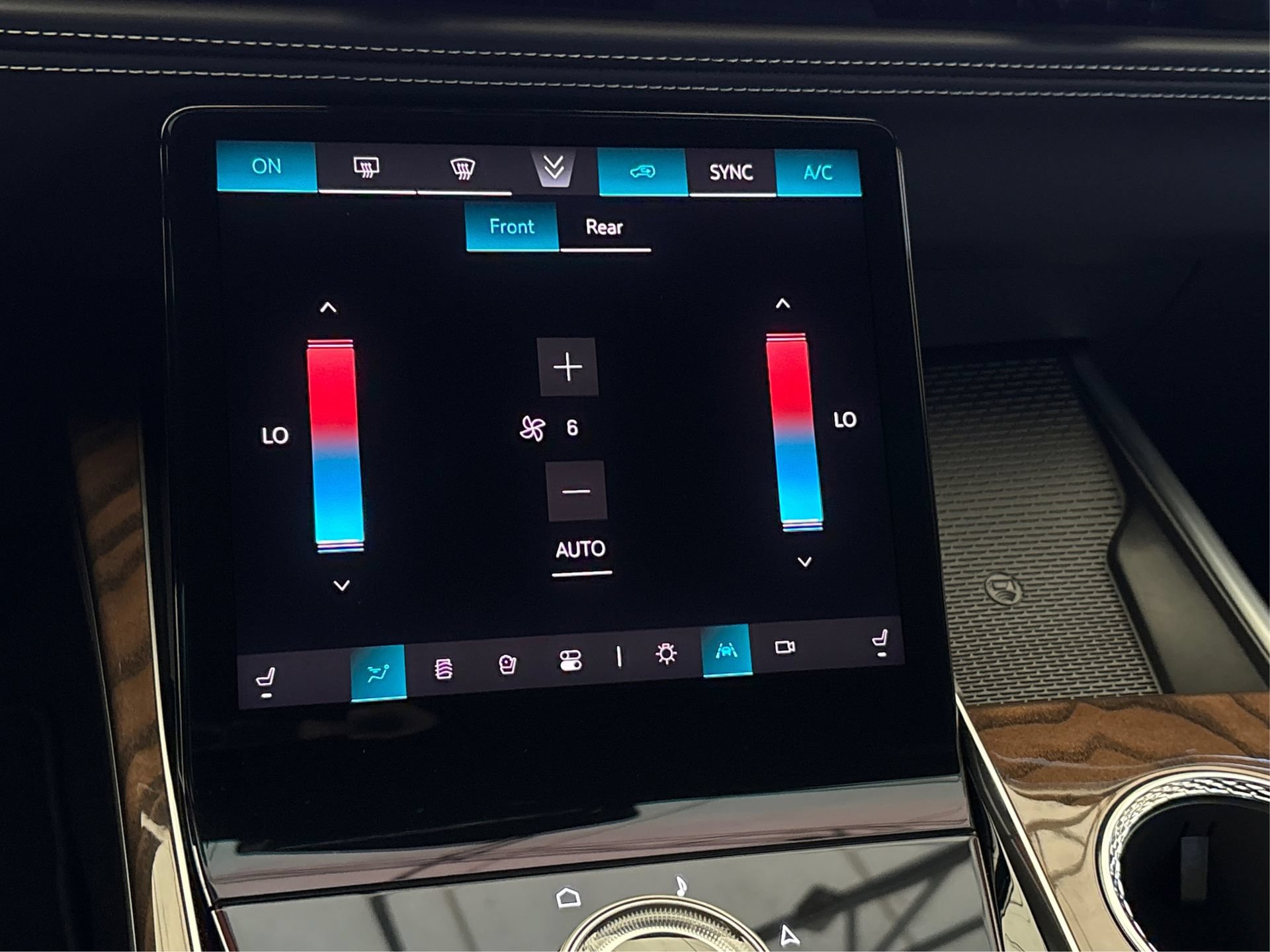 New 2026 Cadillac Escalade Platinum Sport AWD/4WD image 26