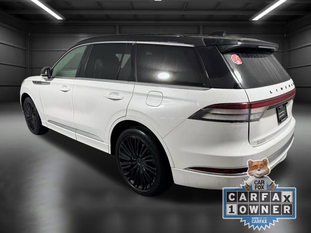 Certified 2025 Lincoln Aviator Black Label image 4