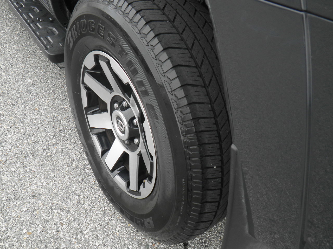 Used 2024 Toyota 4Runner TRD Off-Road Premium image 11