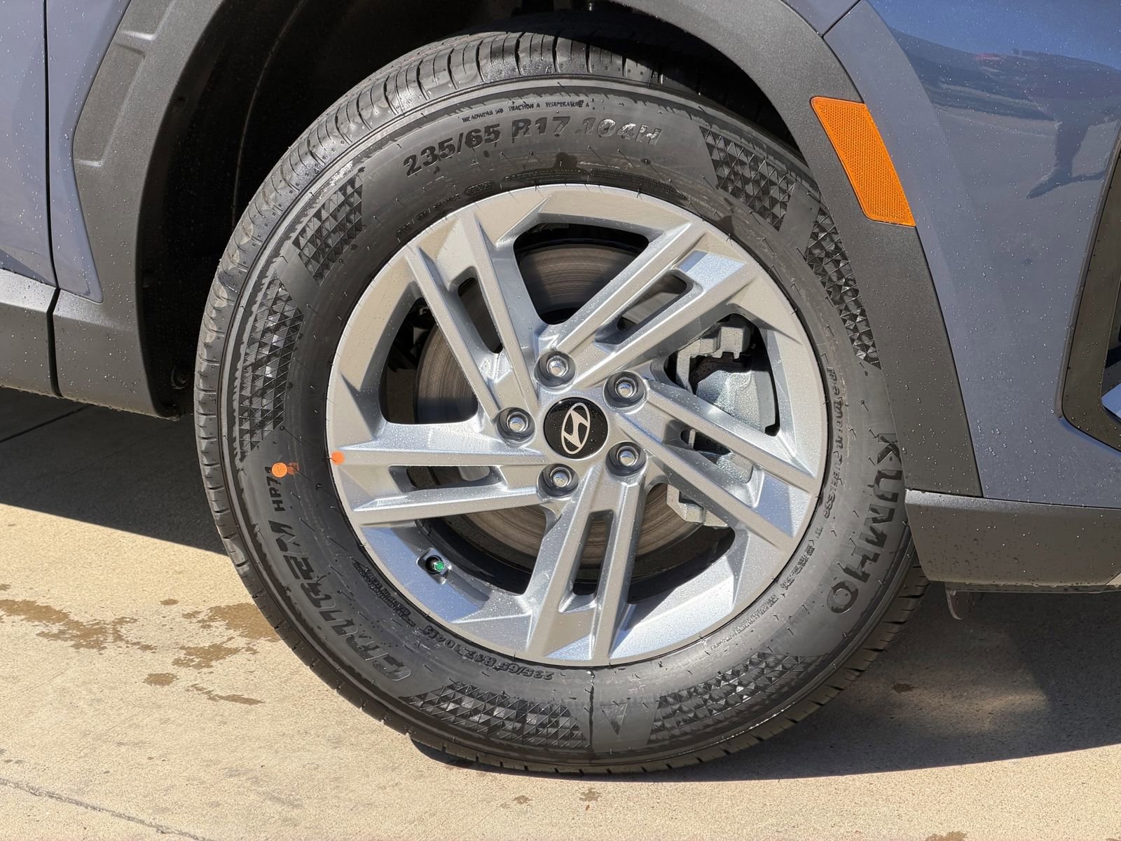 New 2026 Hyundai Tucson SE image 9