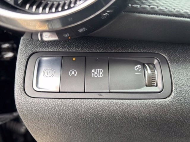 Used 2026 Chevrolet Equinox LT FWD image 14