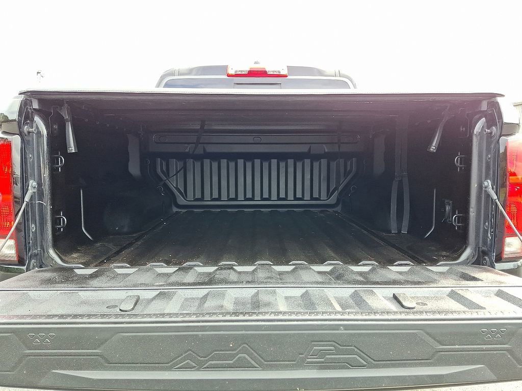 Used 2024 Chevrolet Colorado Z71 image 29