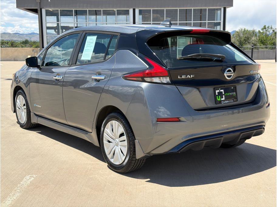 Used 2018 Nissan Leaf S w/ S Charge Package FWD image 9