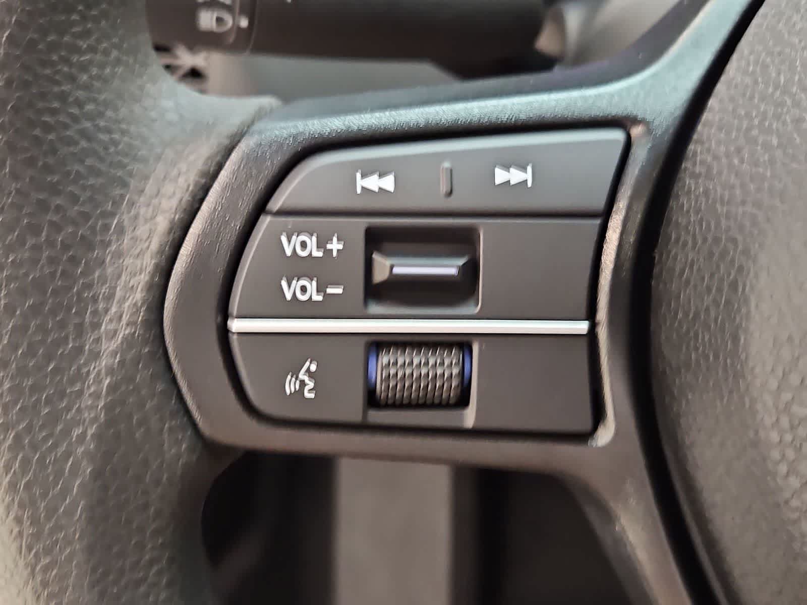 Used 2025 Honda Accord SE image 12