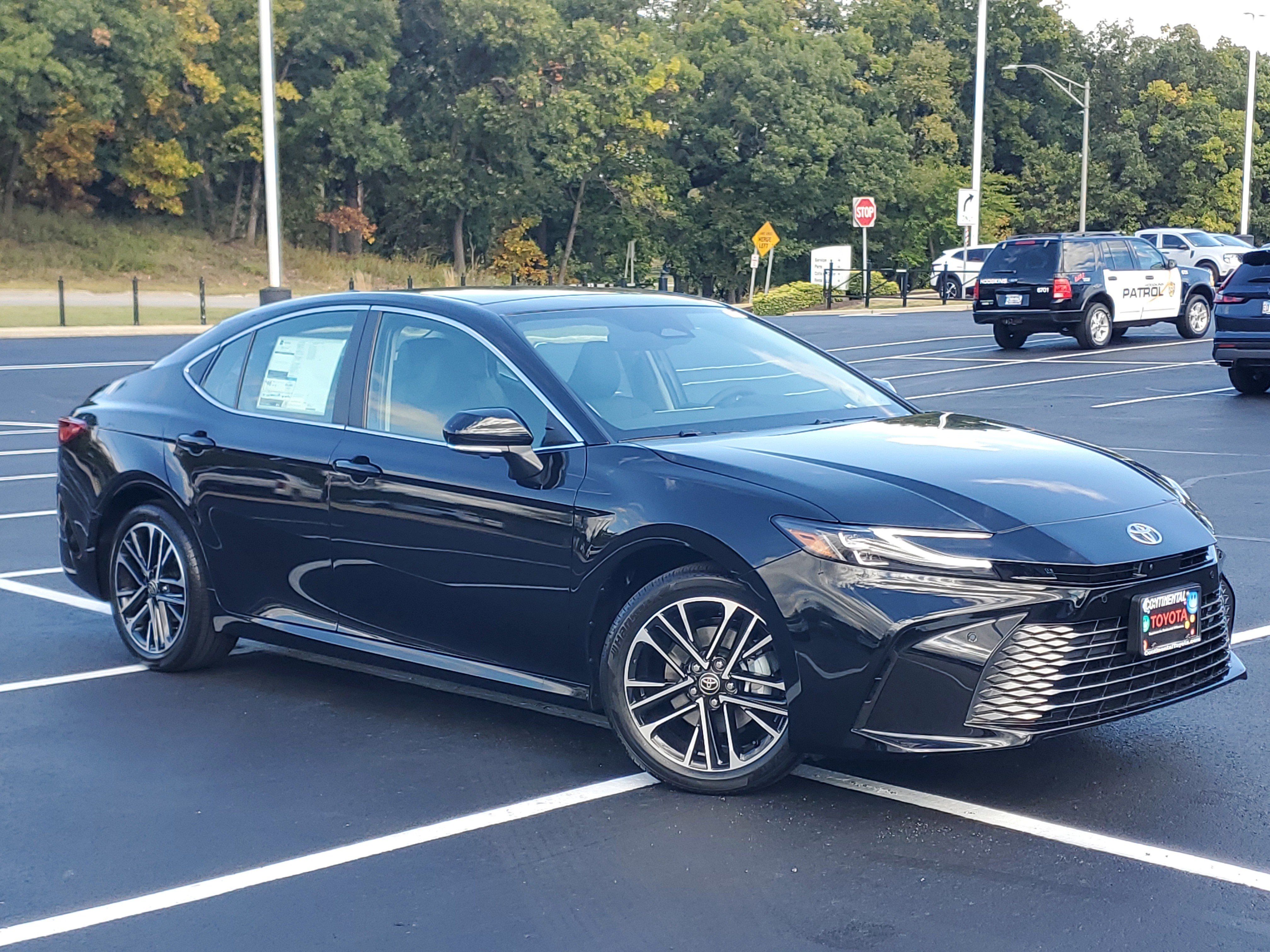 Used 2026 Toyota Camry XLE image 2