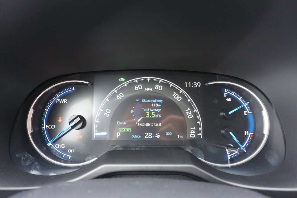 New 2025 Toyota RAV4 LE image 5