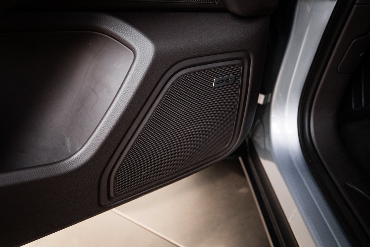 Certified 2024 Porsche Macan AWD/4WD image 21