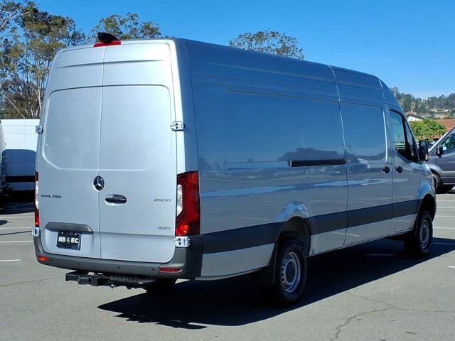 New 2026 Mercedes-Benz Sprinter 2500 image 3