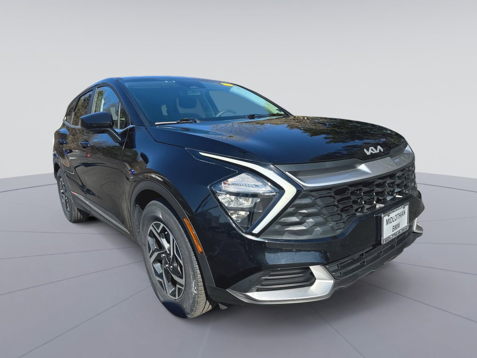 Used 2023 Kia Sportage LX image 3