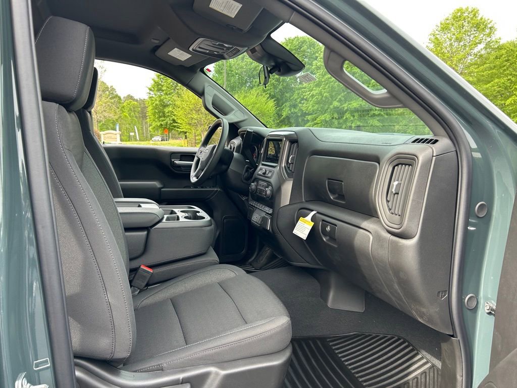 New 2026 Chevrolet Silverado 1500 Custom Trail Boss w/ LPO, Dark Essentials Package AWD/4WD image 32