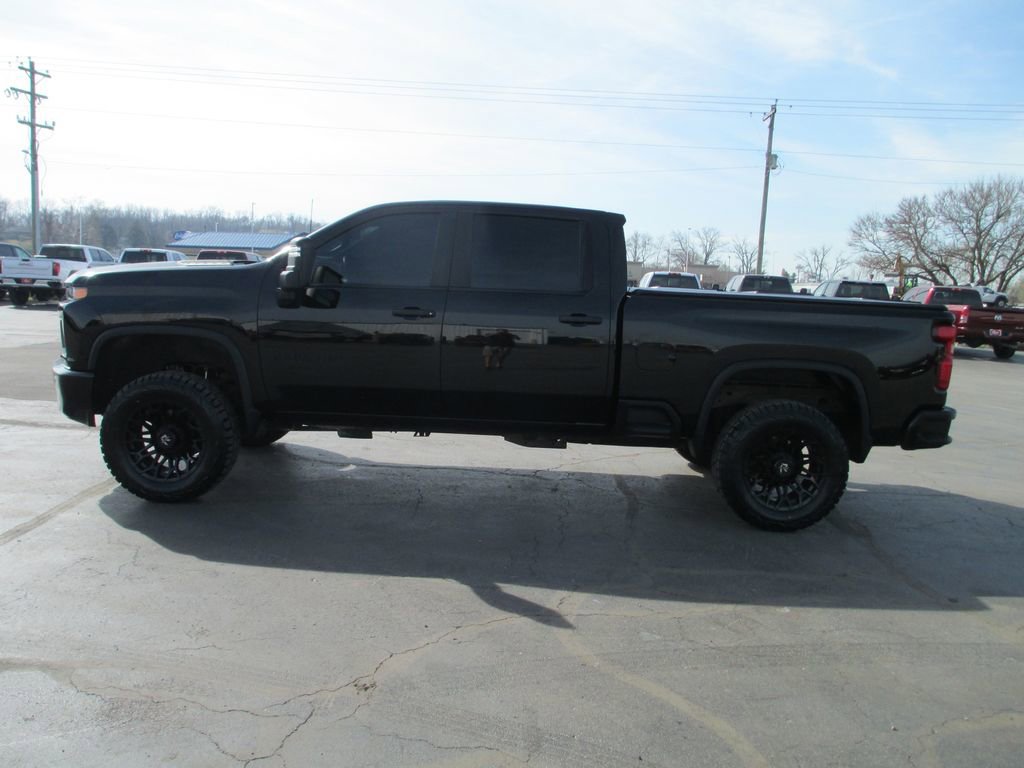 Used 2022 Chevrolet Silverado 2500 Custom w/ Custom Convenience Package image 9