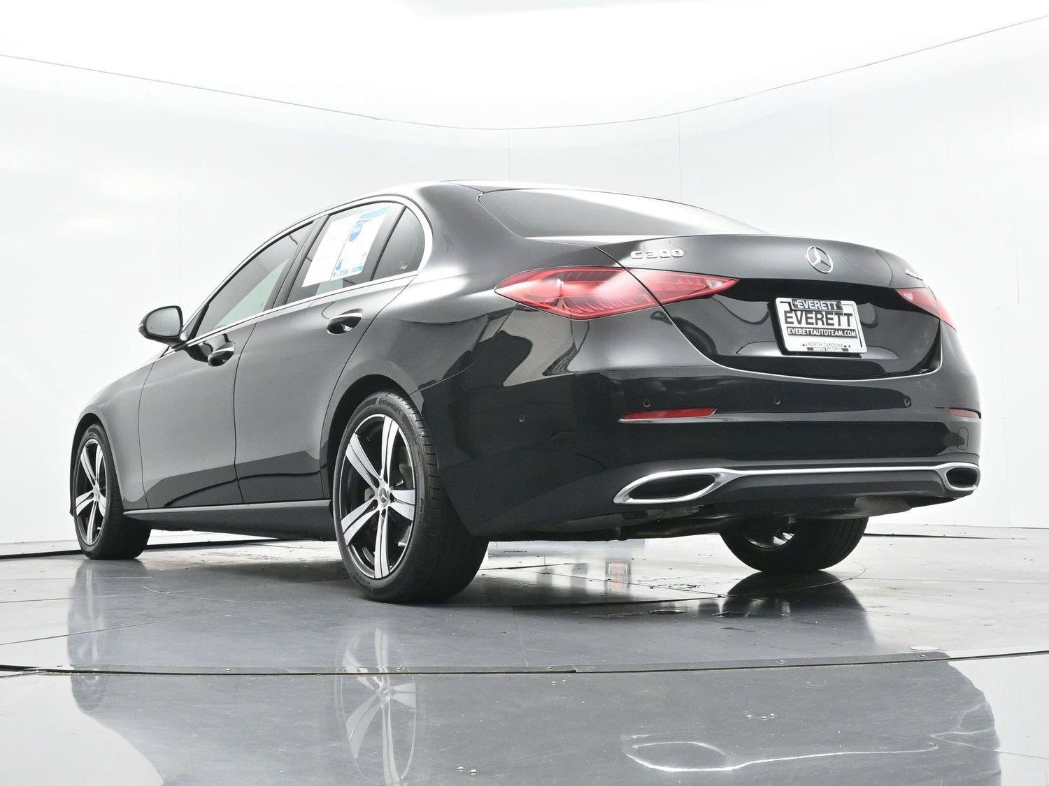 Used 2025 Mercedes-Benz C 300 4MATIC Sedan image 46