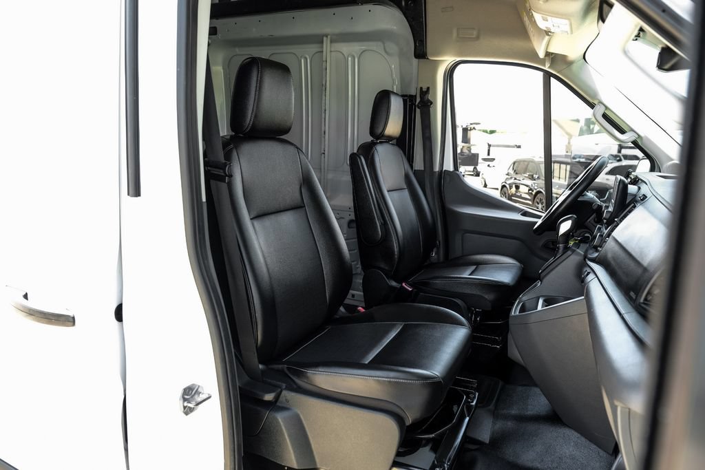 Used 2023 Ford Transit 250 Medium Roof w/ Load Area Protection Package RWD image 32
